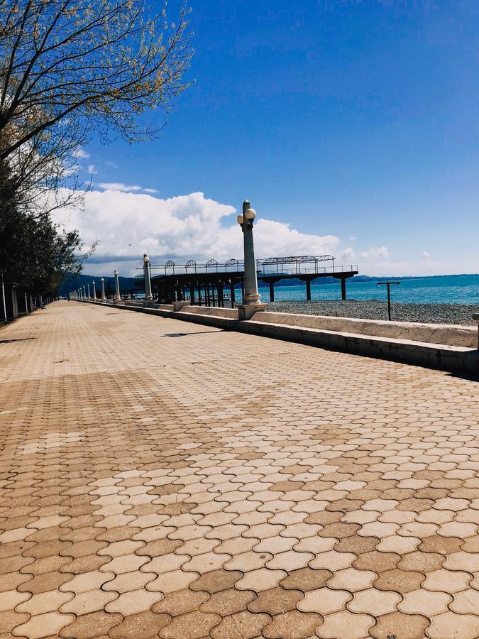 Hotel By The Sea Rozetta 수쿰 외부 사진
